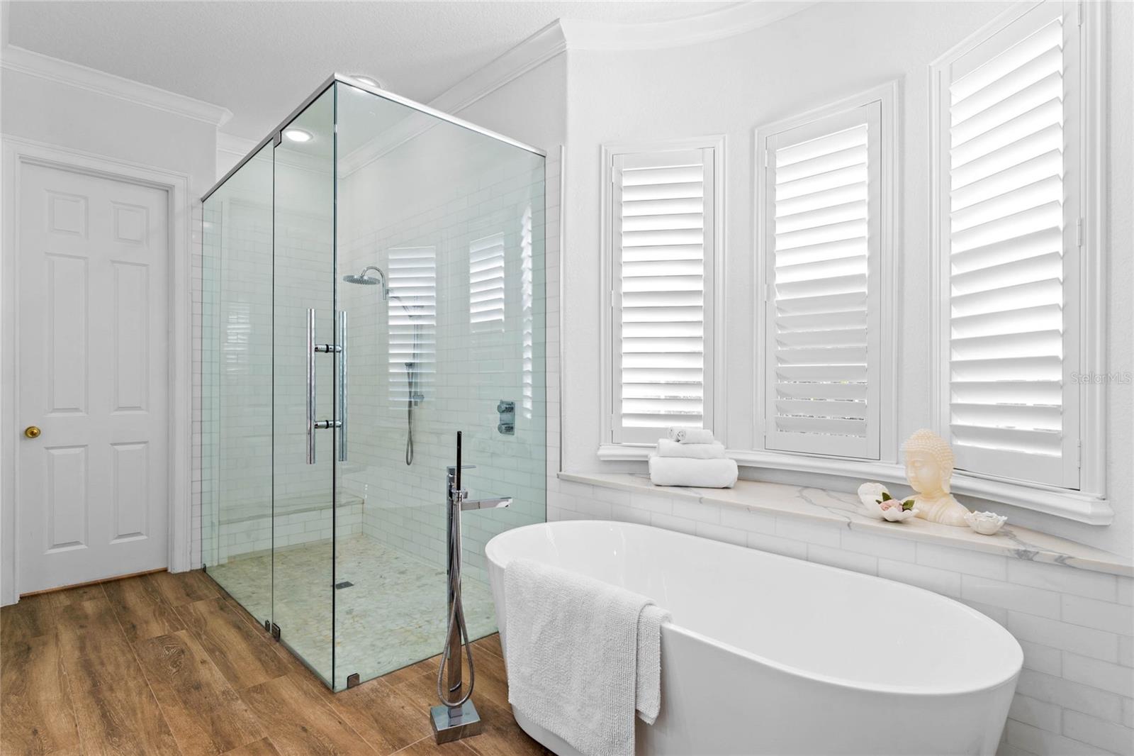 KEENES POINTE - Residential