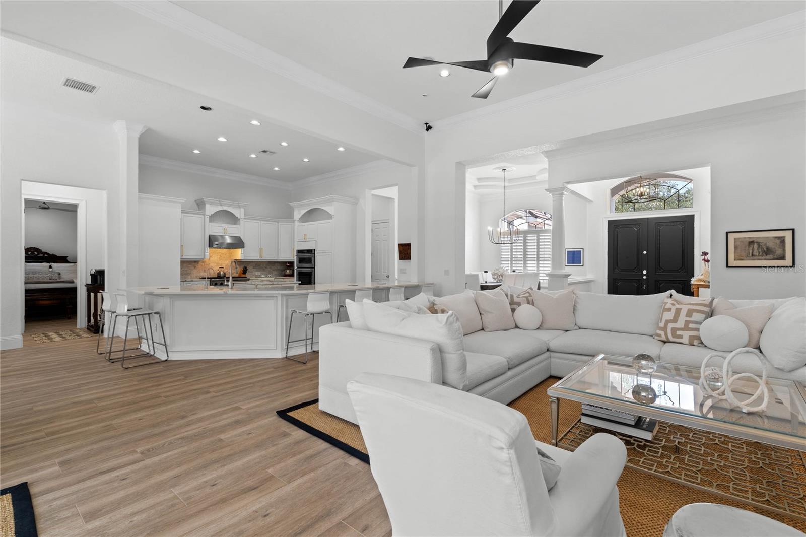 KEENES POINTE - Residential