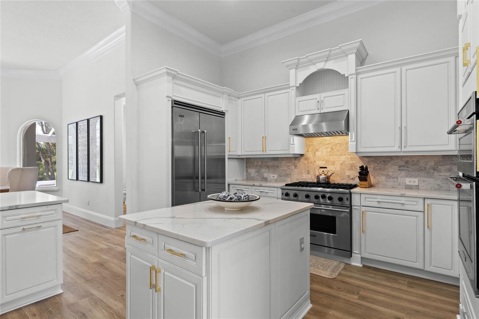 KEENES POINTE - Residential