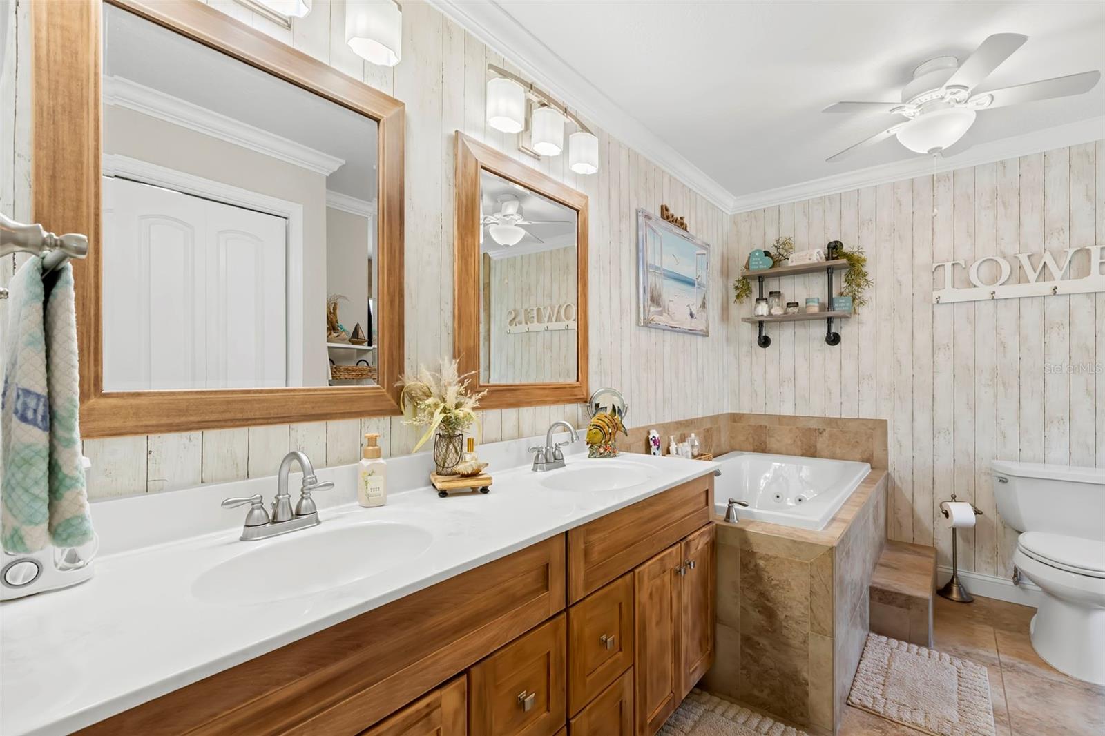 HUNTERS RIDGE - Residential