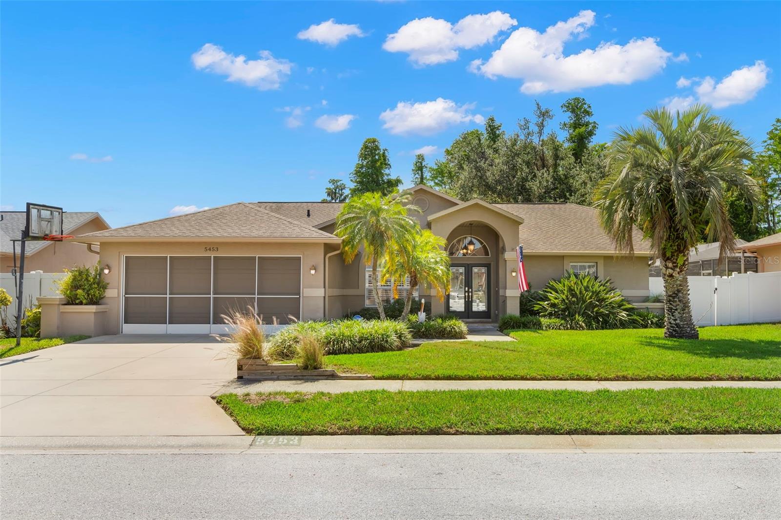 HUNTERS RIDGE - Residential