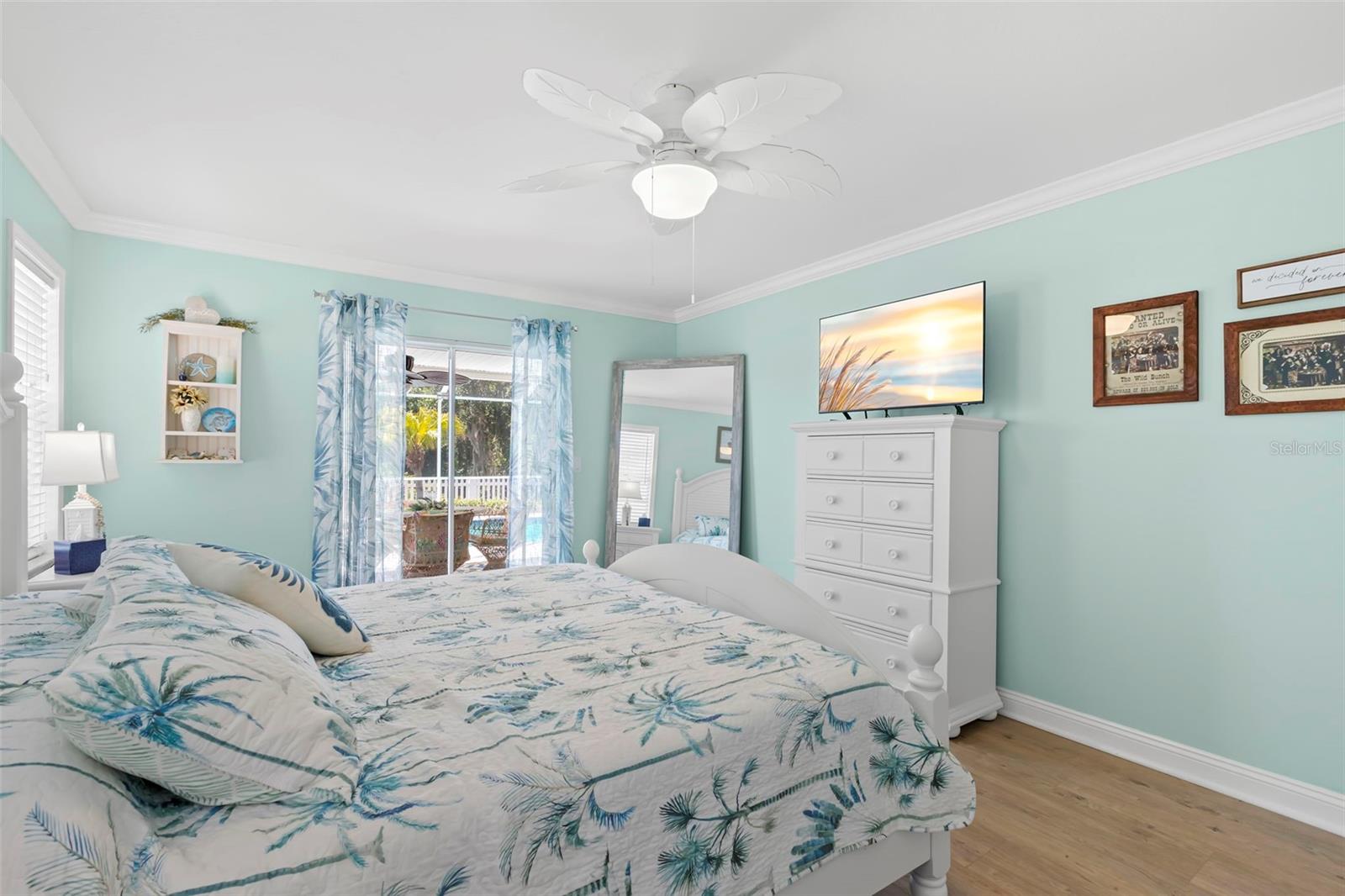 HUNTERS RIDGE - Residential