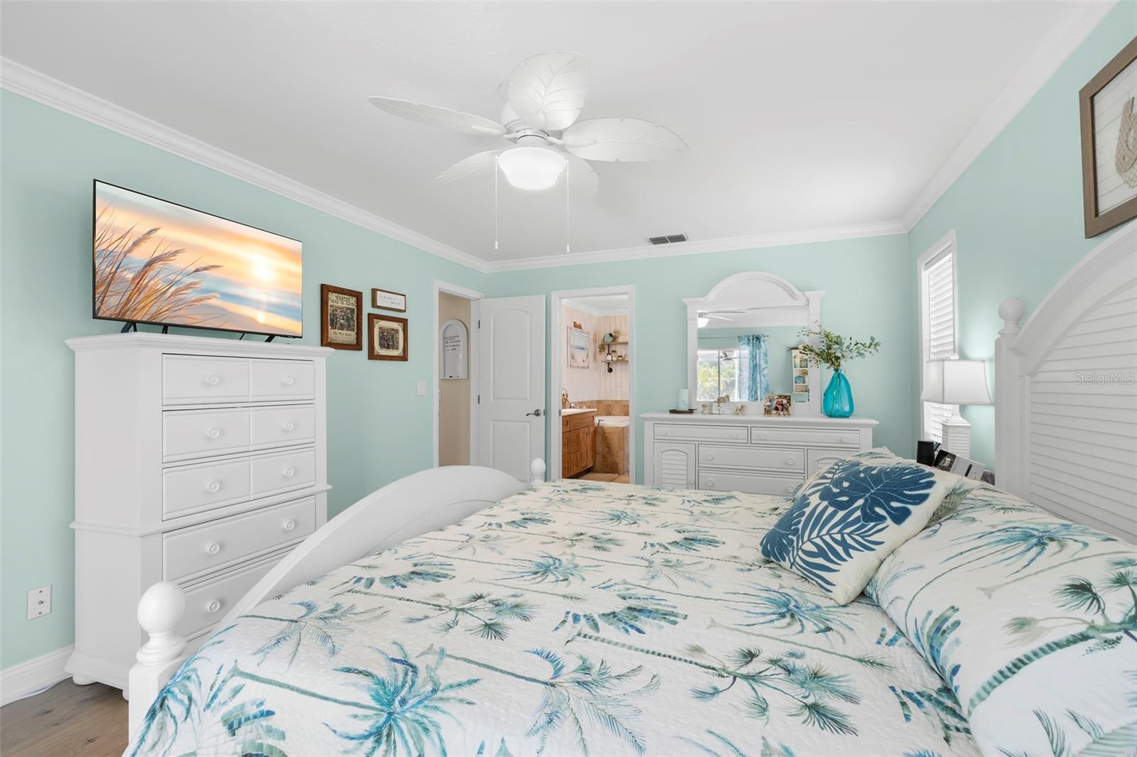 HUNTERS RIDGE - Residential