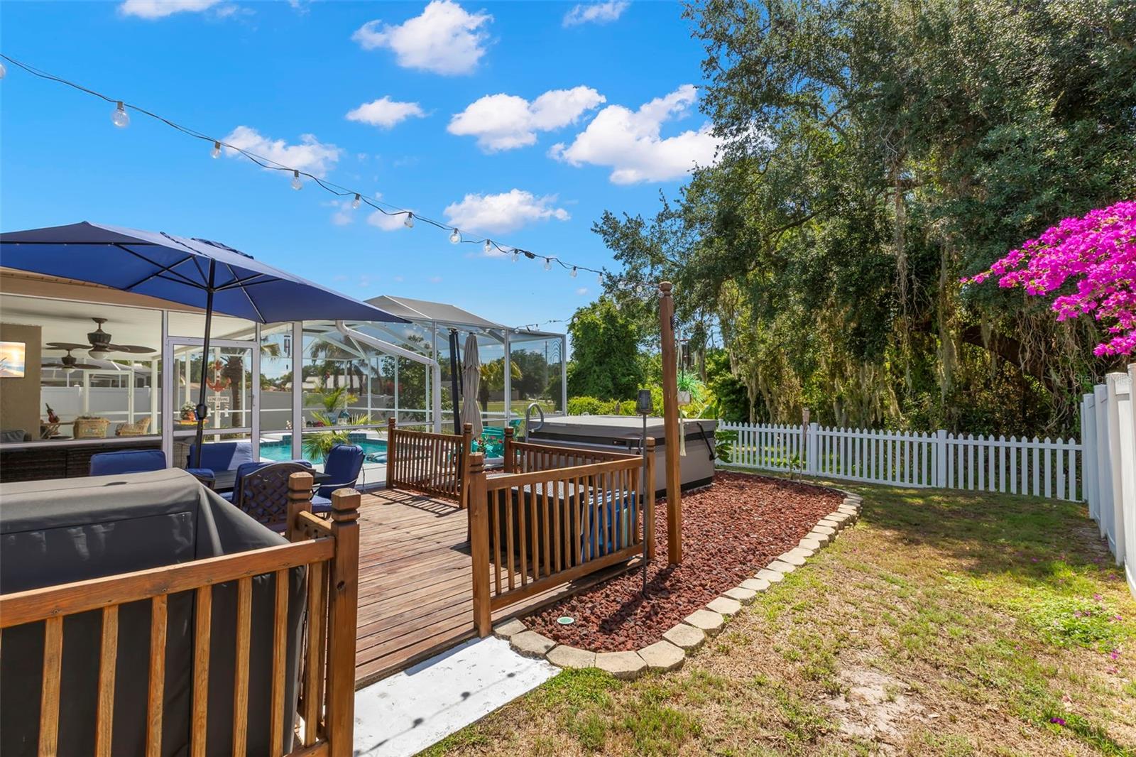 HUNTERS RIDGE - Residential