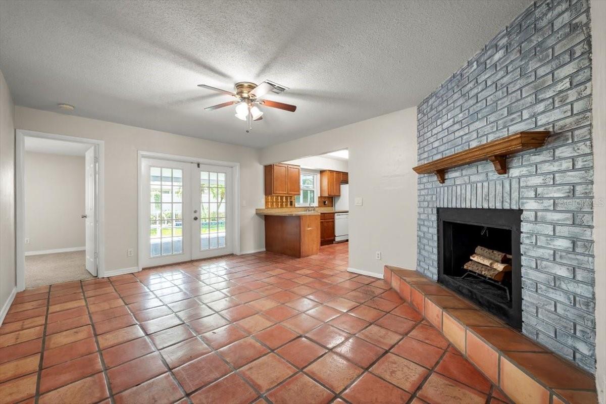 948 TALL PINE DRIVE