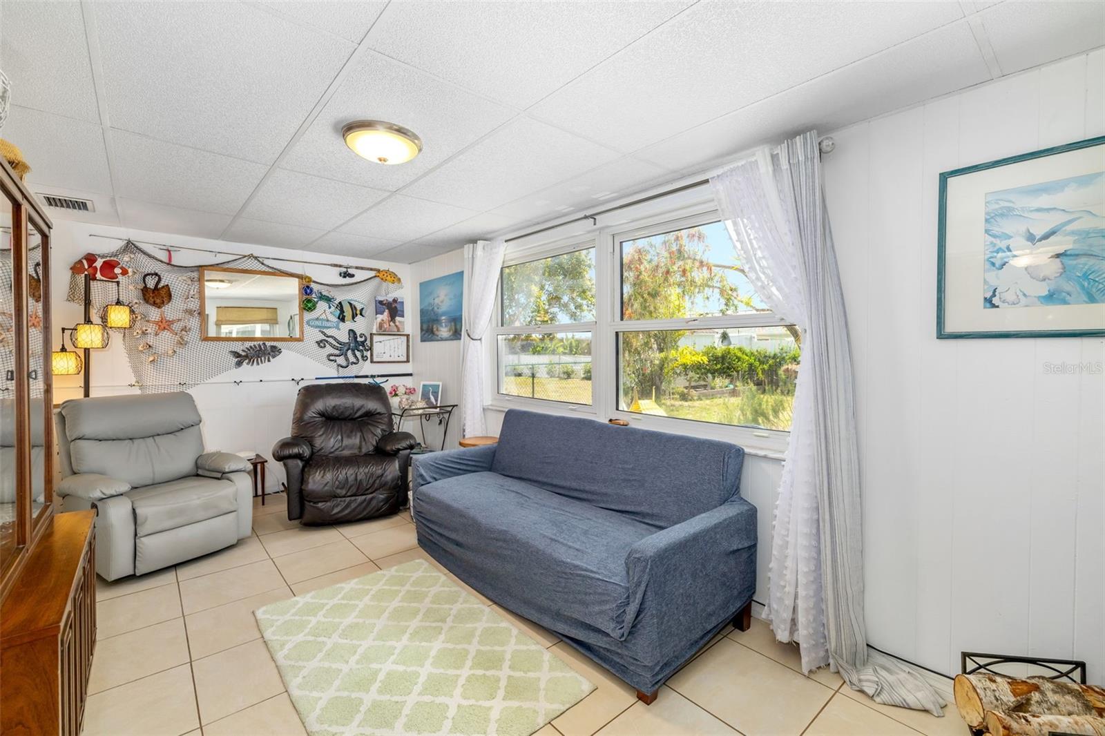 1585 KEYWAY COURT