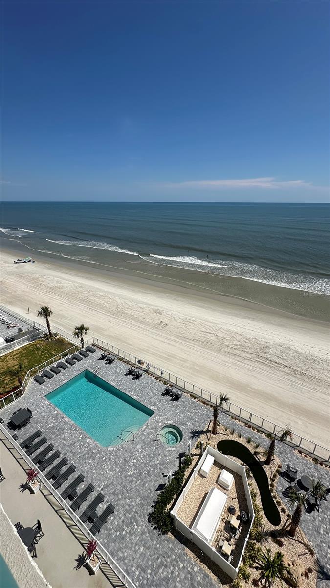 TOWERS GRANDE, A CONDO - Residential