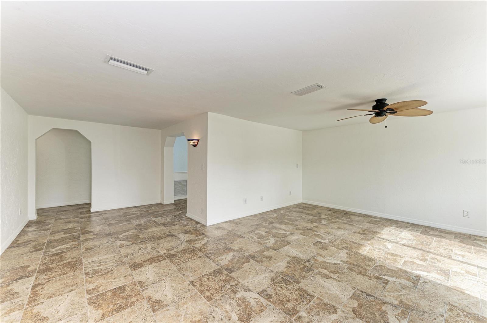 ALOISE PARK - Residential