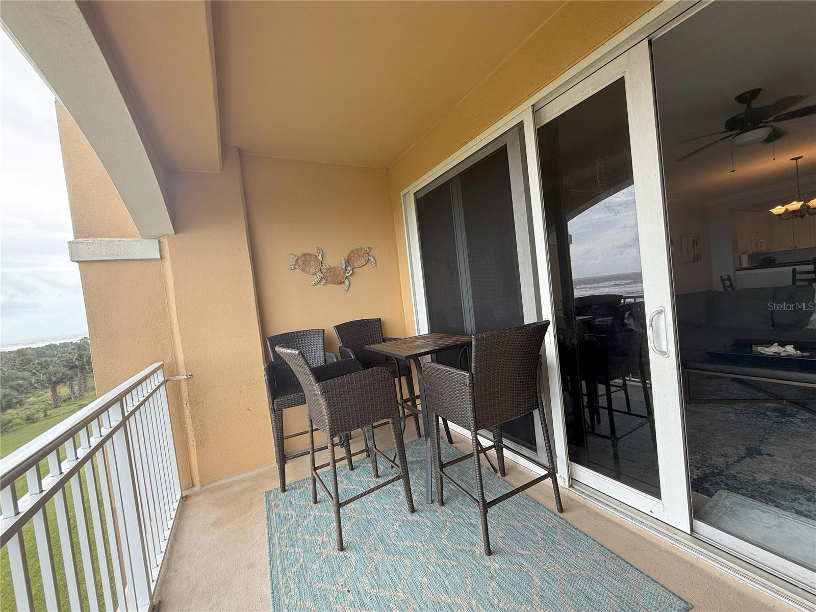 SURF CLUB CONDO 03 - Residential Lease