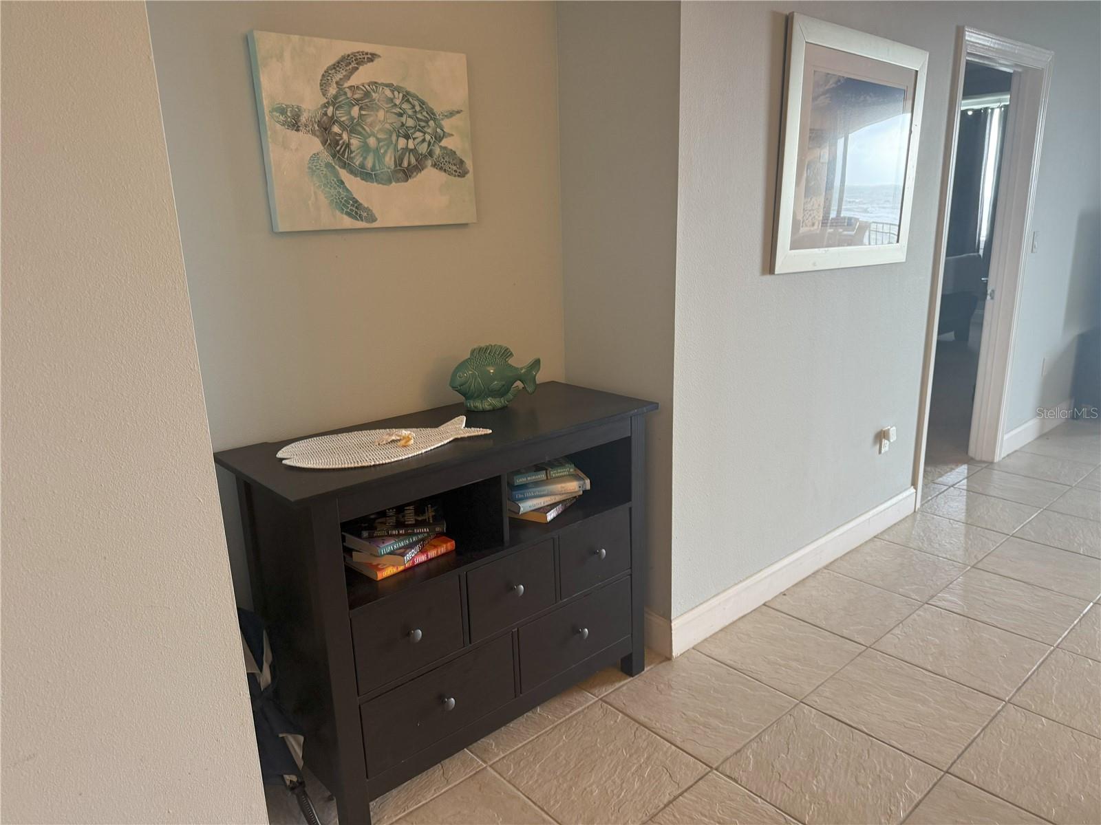 SURF CLUB CONDO 03 - Residential Lease