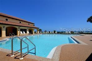 SURF CLUB CONDO 03 - Residential Lease