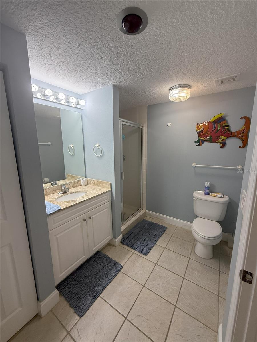 SURF CLUB CONDO 03 - Residential Lease