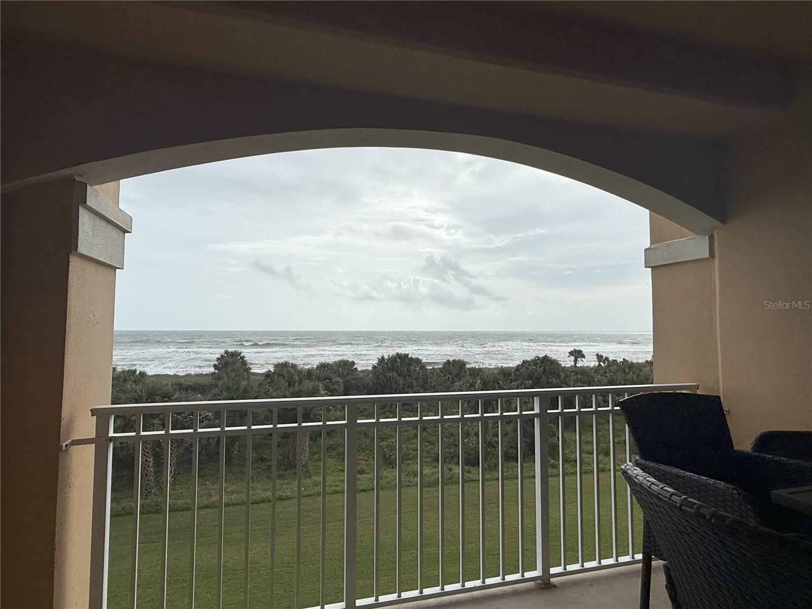 SURF CLUB CONDO 03 - Residential Lease