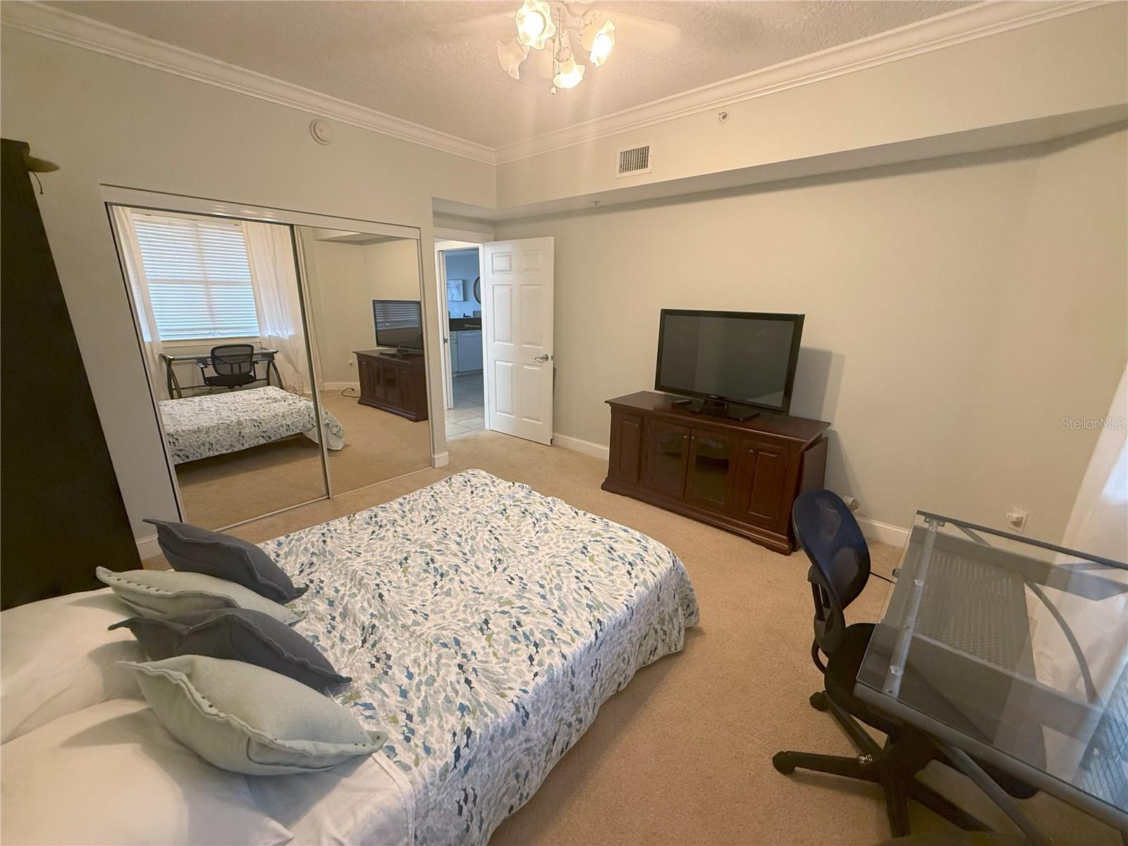 SURF CLUB CONDO 03 - Residential Lease