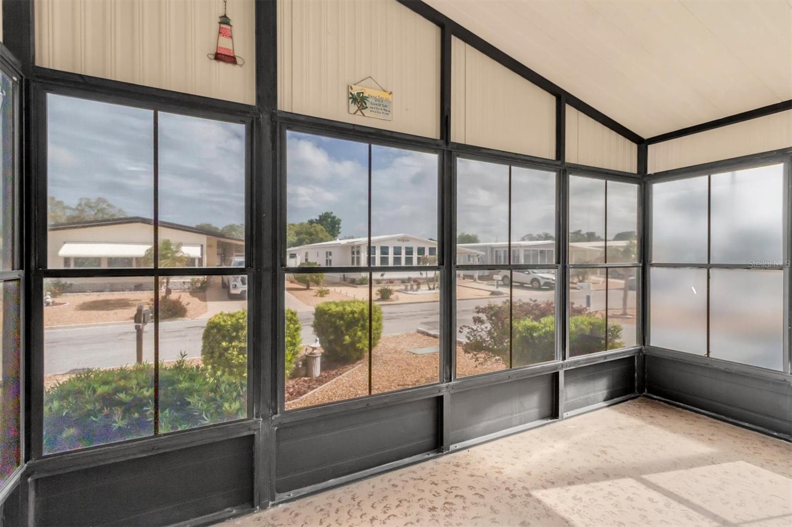 PONDEROSA PARK - Residential