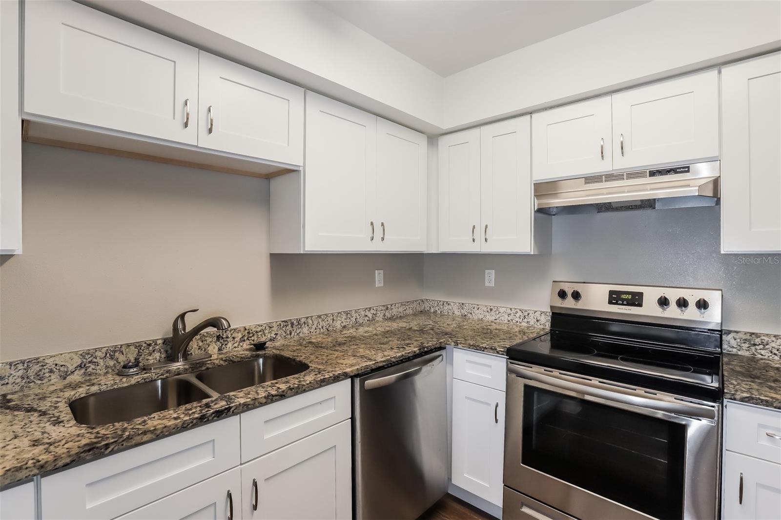 LAKEMONT UNIT 2 - Residential