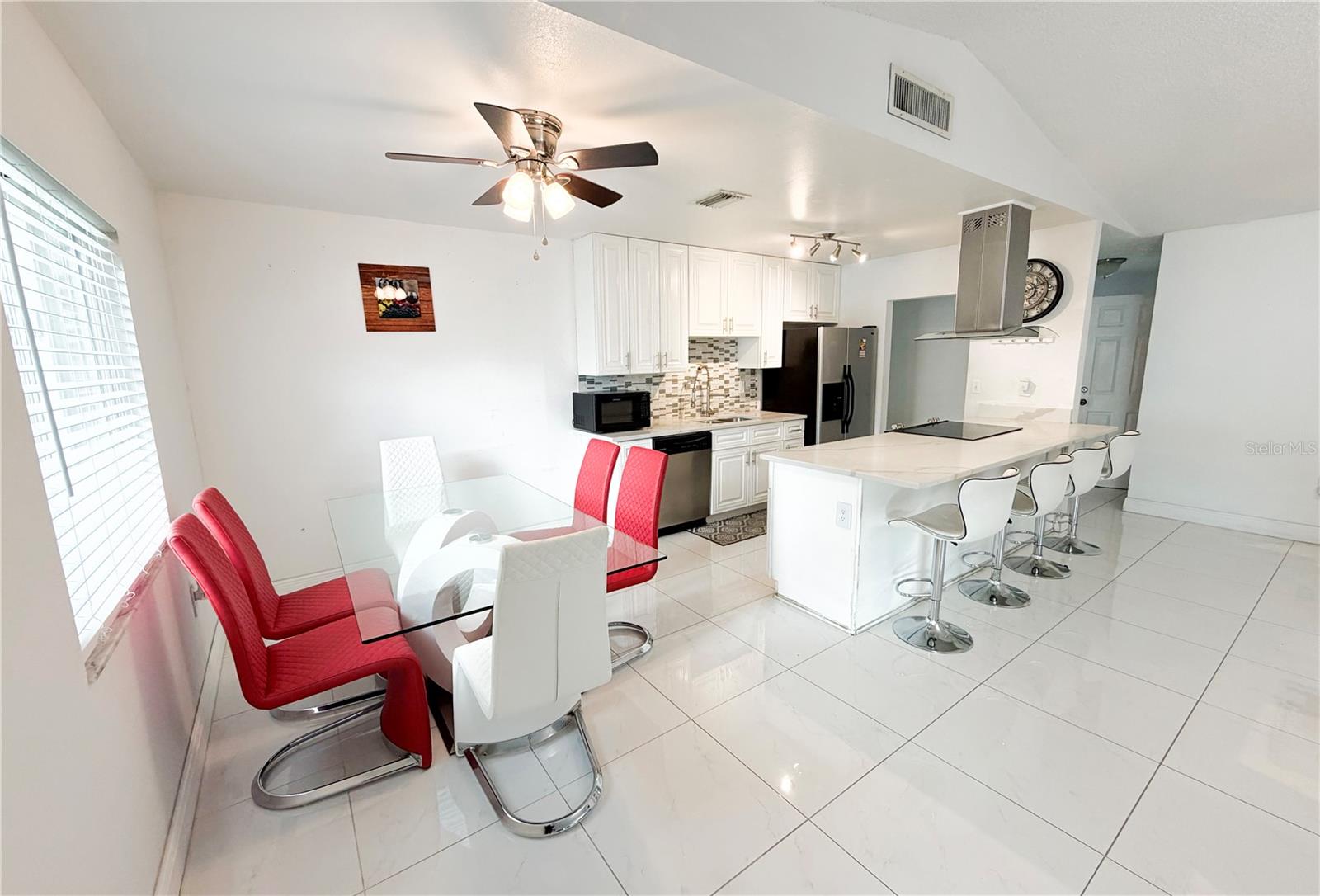 HENDERSON ROAD SUB UNI - Residential