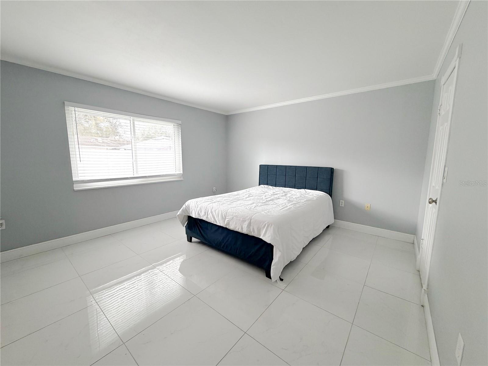 HENDERSON ROAD SUB UNI - Residential