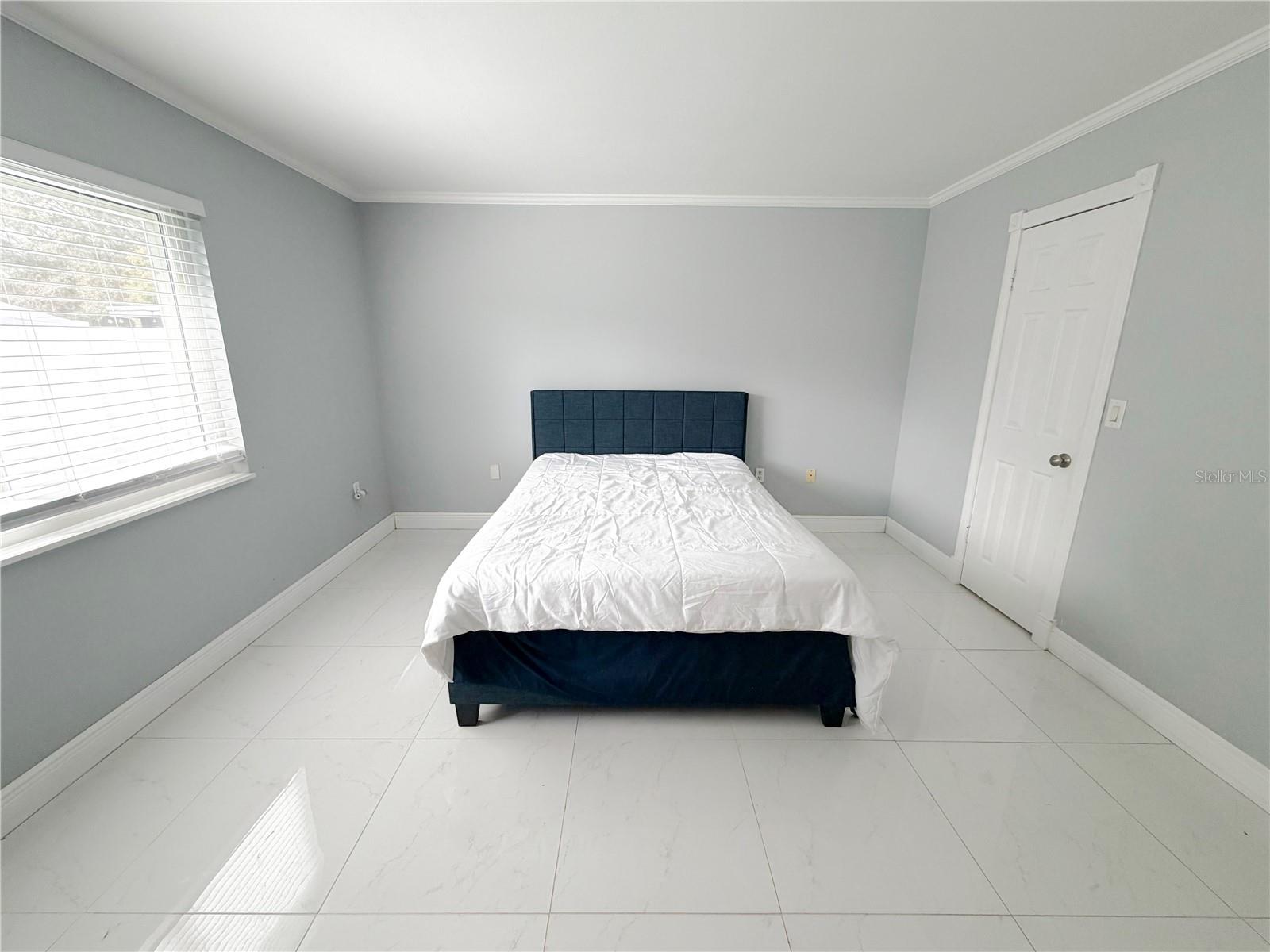 HENDERSON ROAD SUB UNI - Residential