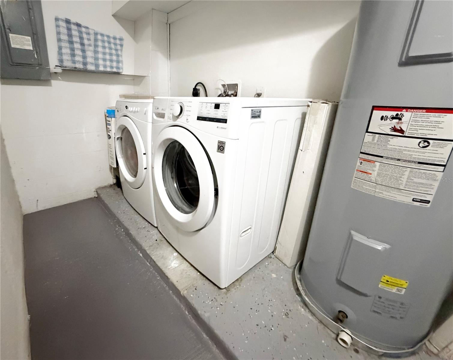 HENDERSON ROAD SUB UNI - Residential