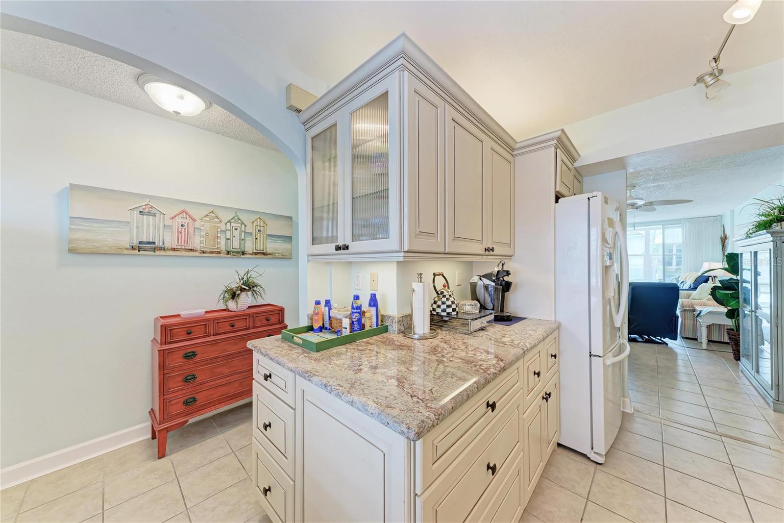 MARTINIQUE APTS SOUTH - Residential