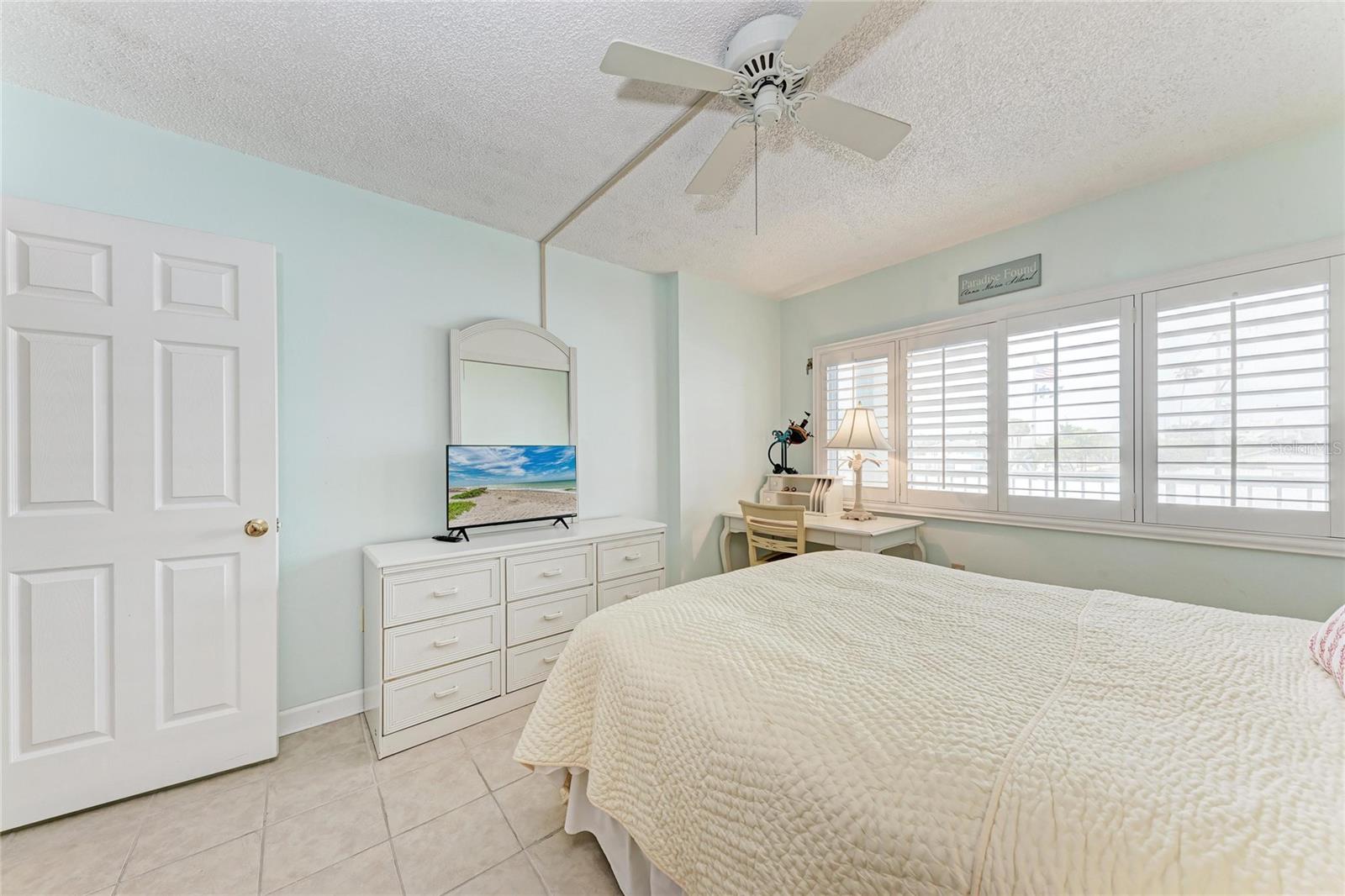 MARTINIQUE APTS SOUTH - Residential