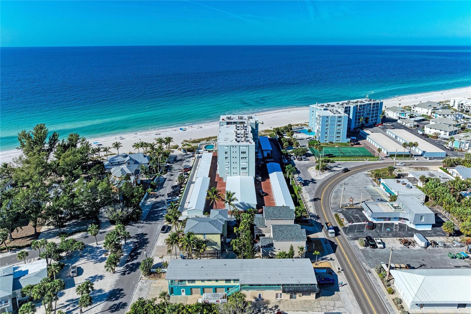 MARTINIQUE APTS SOUTH - Residential