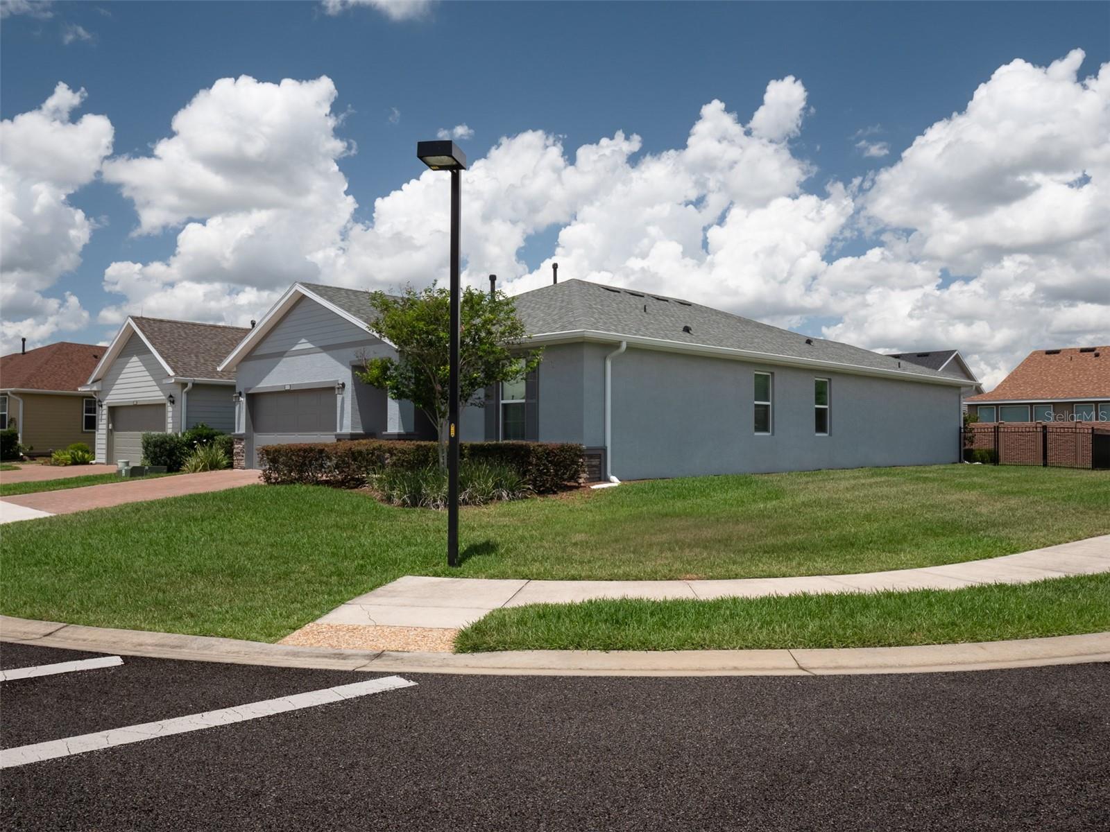 5555 NW 40TH PLACE