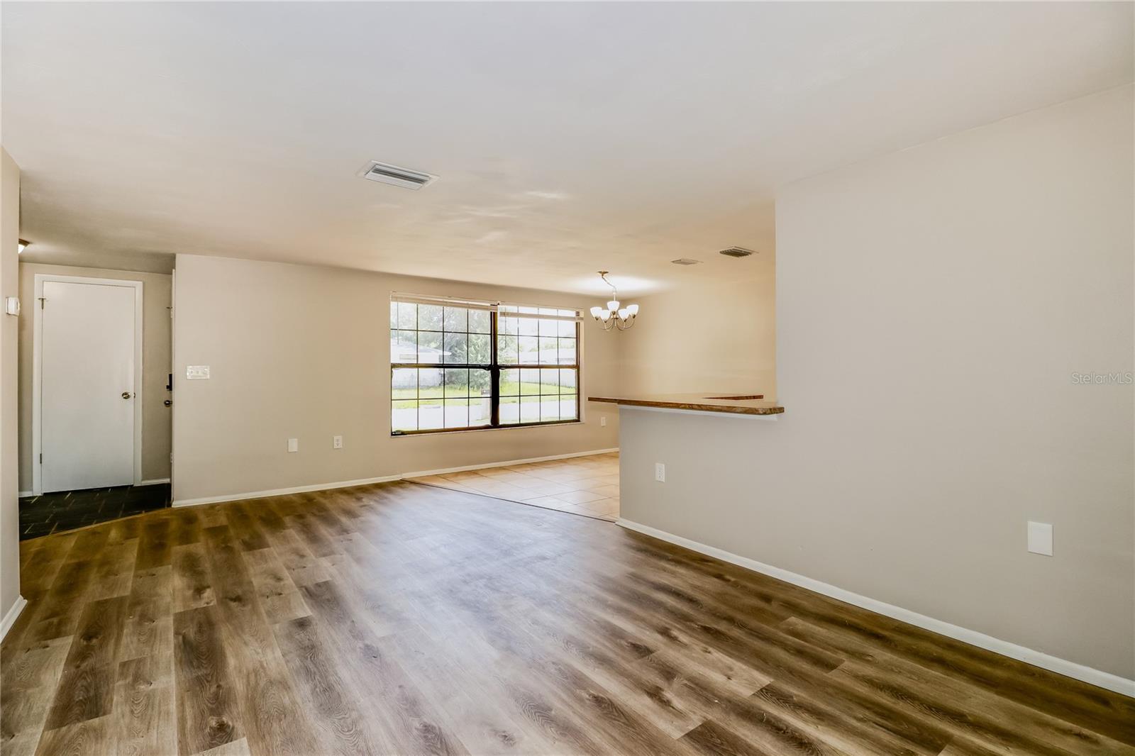 PARK LAKE ESTATES - Residential Lease