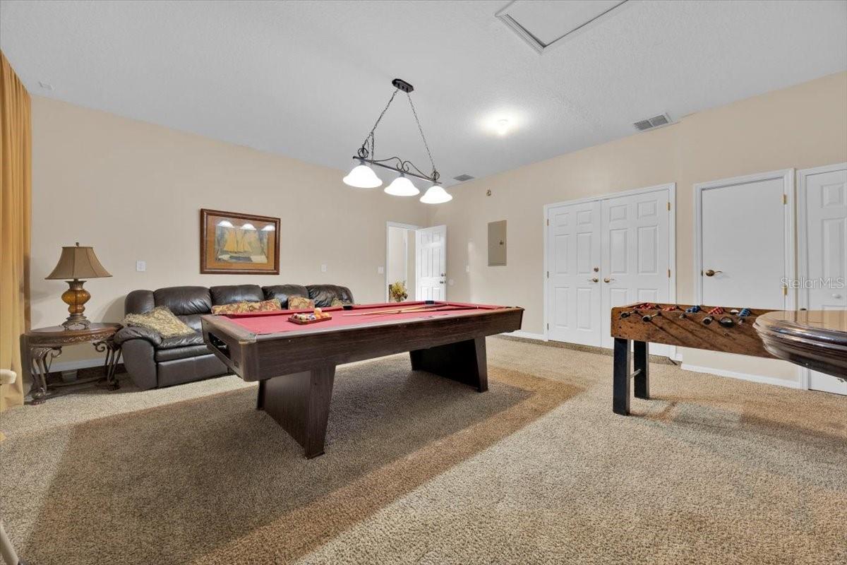 WYNDHAM POINTE - Residential