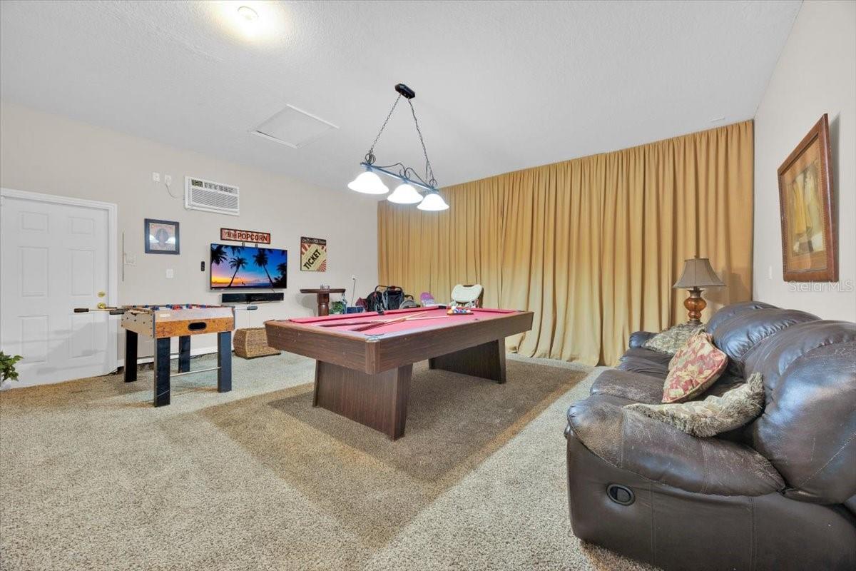 WYNDHAM POINTE - Residential