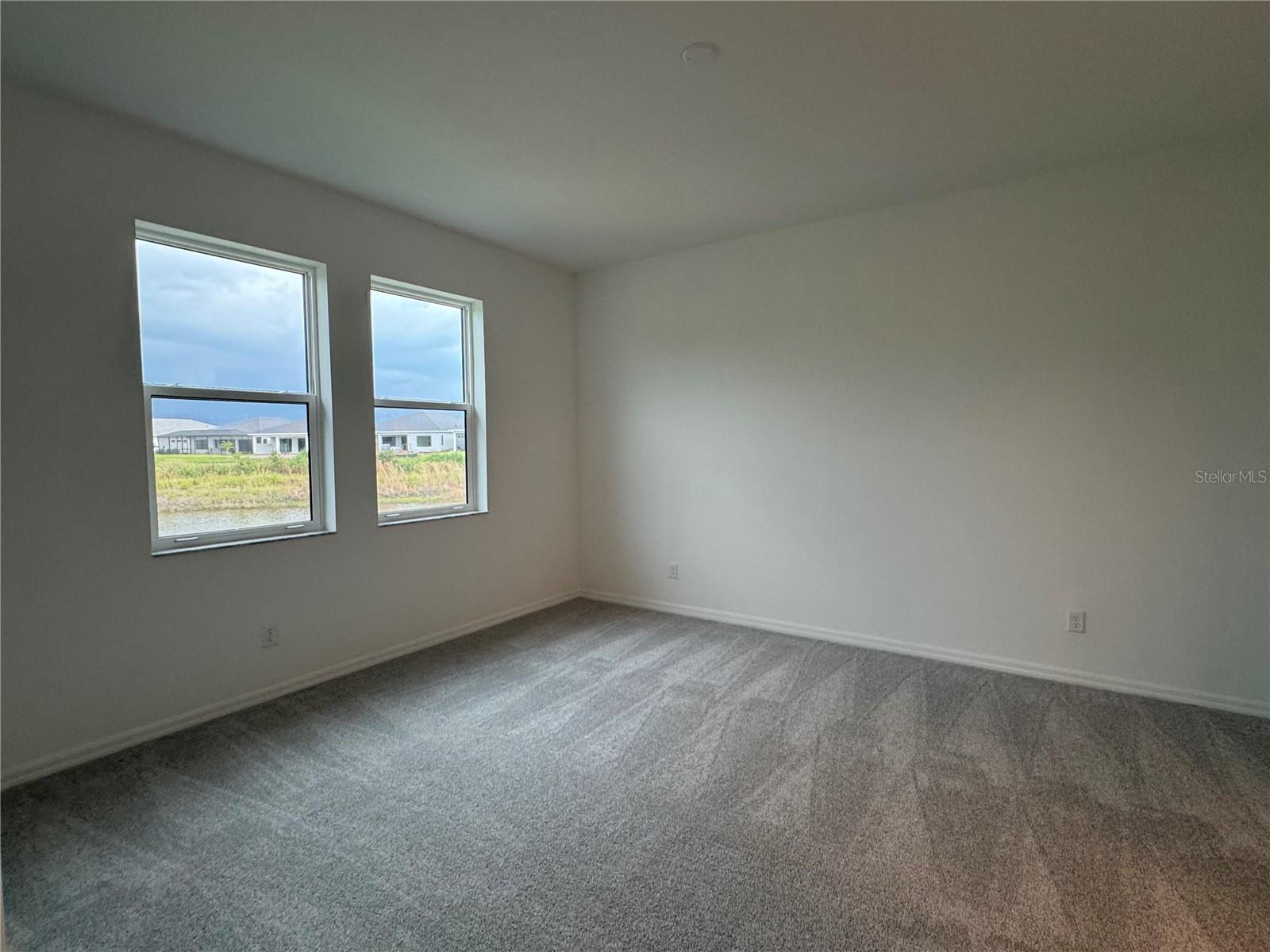 SWEETWATER VILLAS AT LAKEWOOD RANCH - Residential