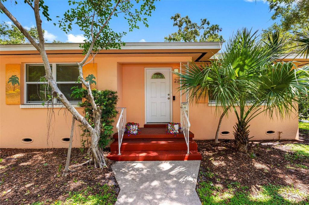 Photo of 2201 Park Street N, St Petersburg, FL 33710 (MLS # TB8337346)