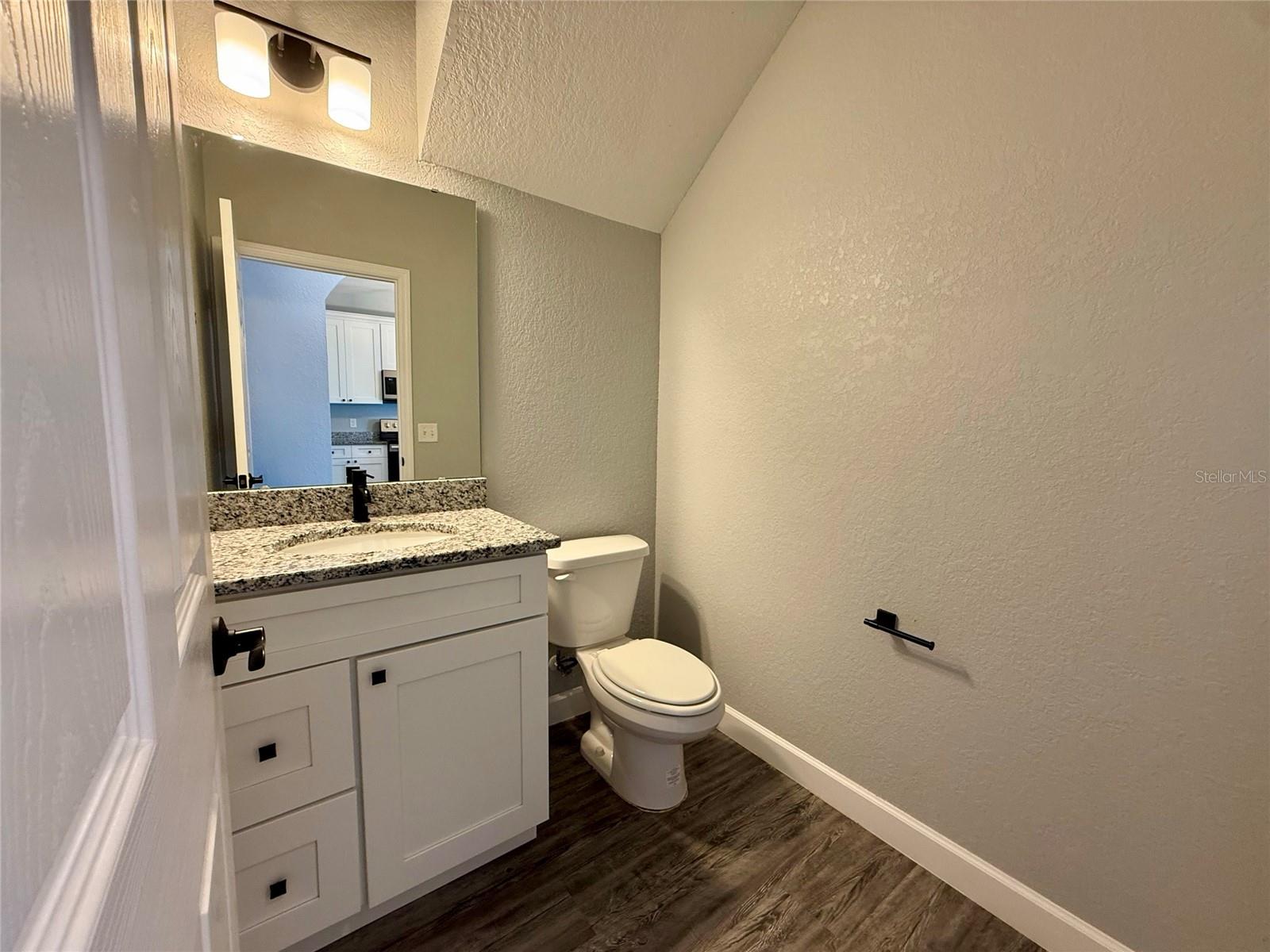 BOUNT & WHITLEDGE SUB - Residential Lease