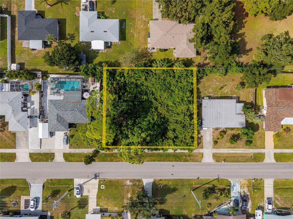 Photo of 31 W Seminole Drive, Venice, FL 34293 (MLS # O6403686)