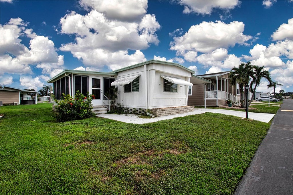 Photo of 5316 53rd Avenue E #N15, Bradenton, FL 34203 (MLS # A4701950)