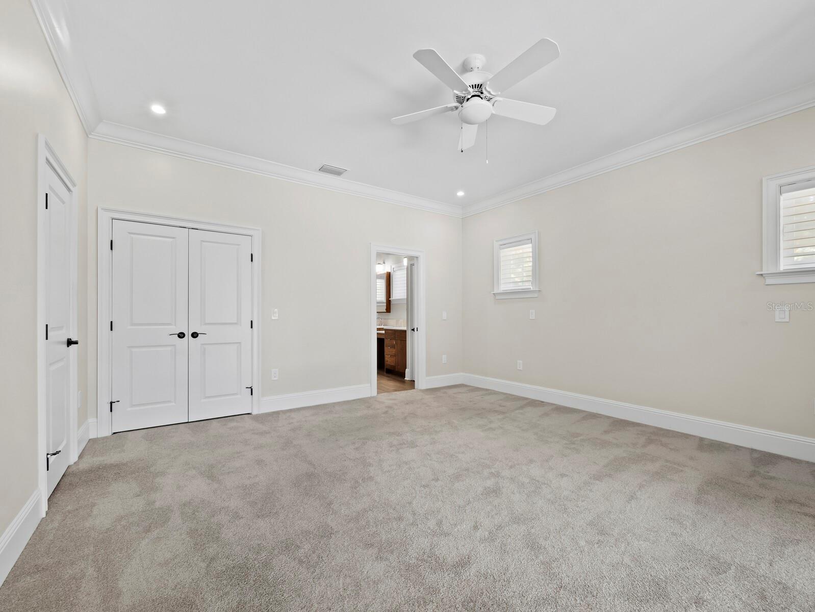 SIESTA ISLES - Residential