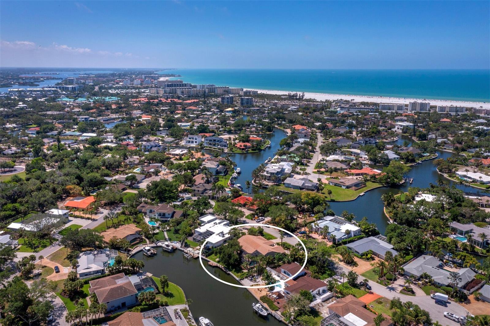 SIESTA ISLES - Residential