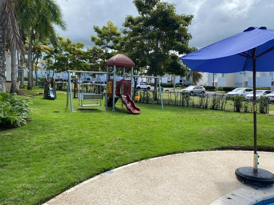 VILLAS PLAYA ESTE - Residential