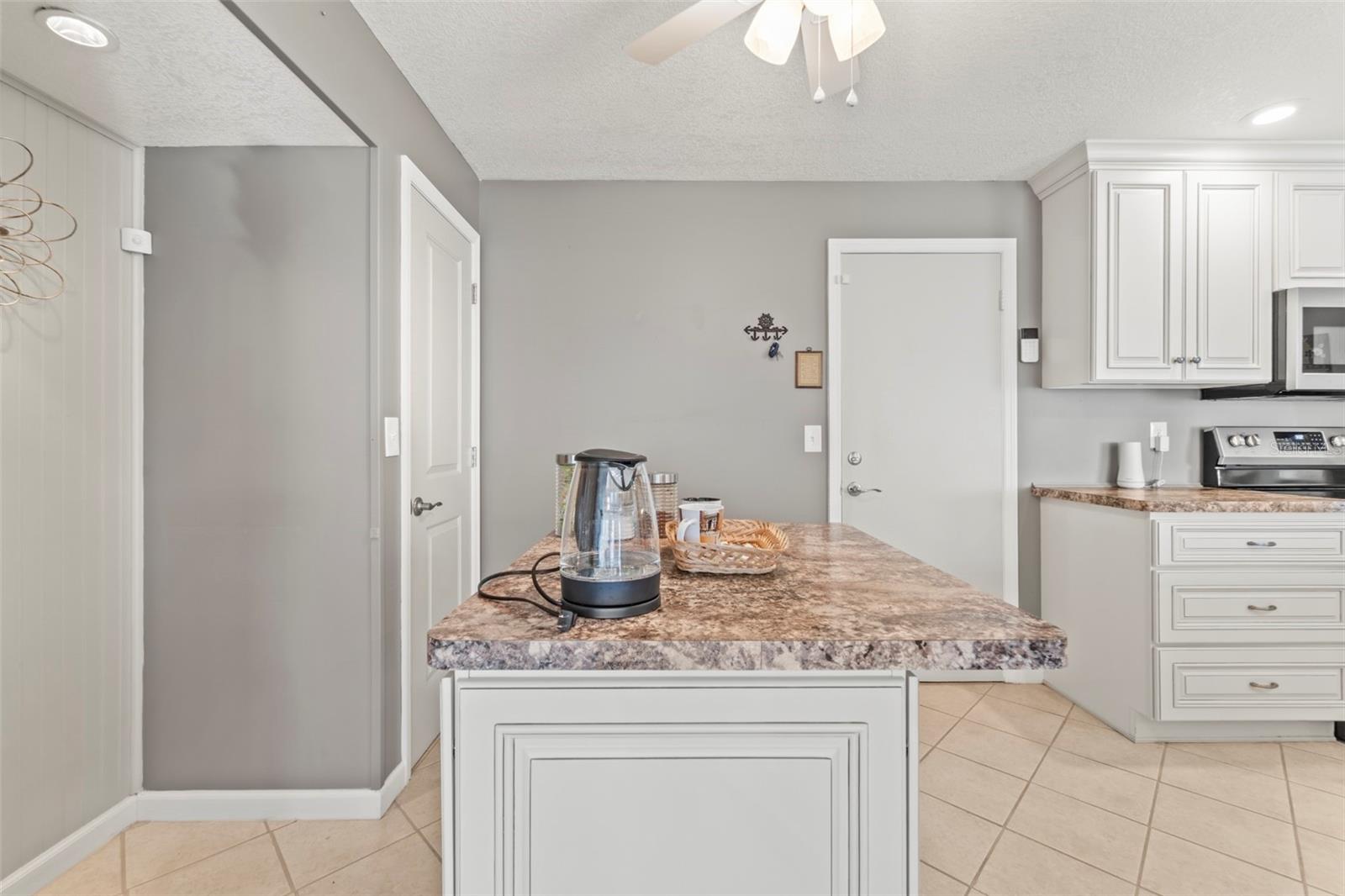 MAINLANDS OF TAMARAC BY THE GULF UNIT 6 CONDO - Residential