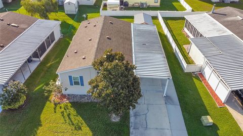 A home in TAVARES