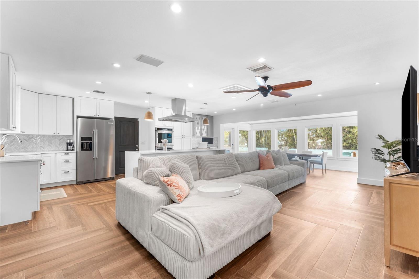 BAY CREST PARK UNIT 08 - Residential