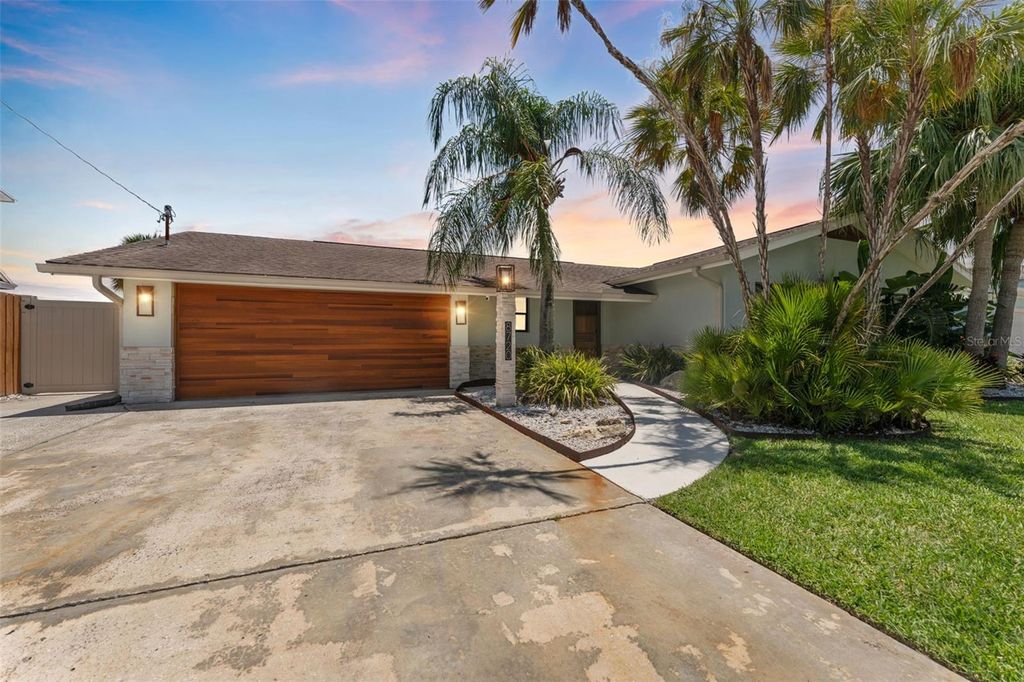 Photo of 8720 Hickorywood Lane, Tampa, FL 33615 (MLS # TB8433715)