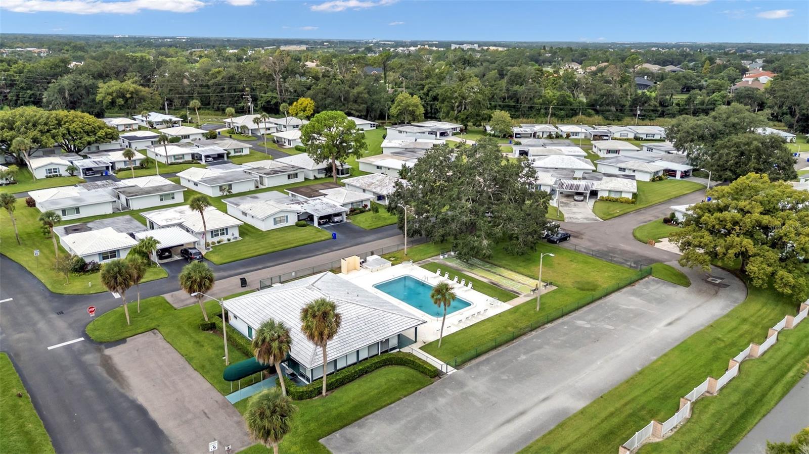 IMPERIAL SOUTHGATE VILLAS SEC 02 - Residential