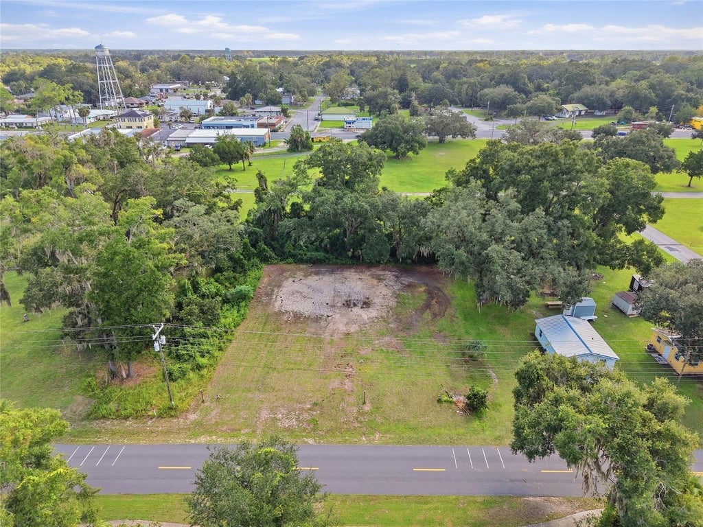 Photo of 105 SW 2nd Street, Chiefland, FL 32626 (MLS # GC543990)