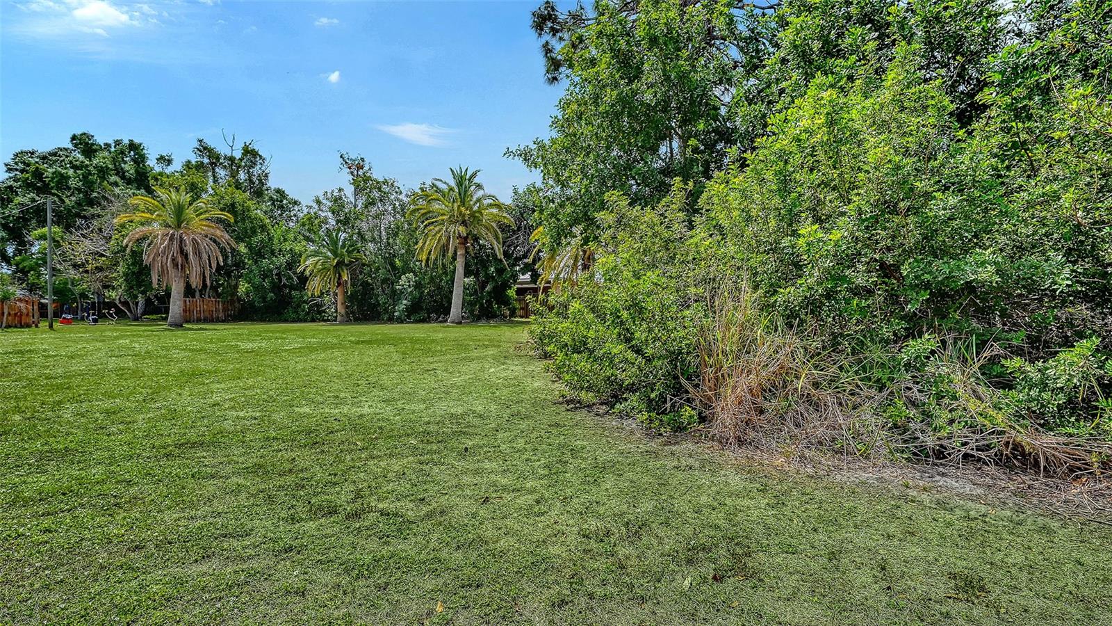 GULF GATE - Residential