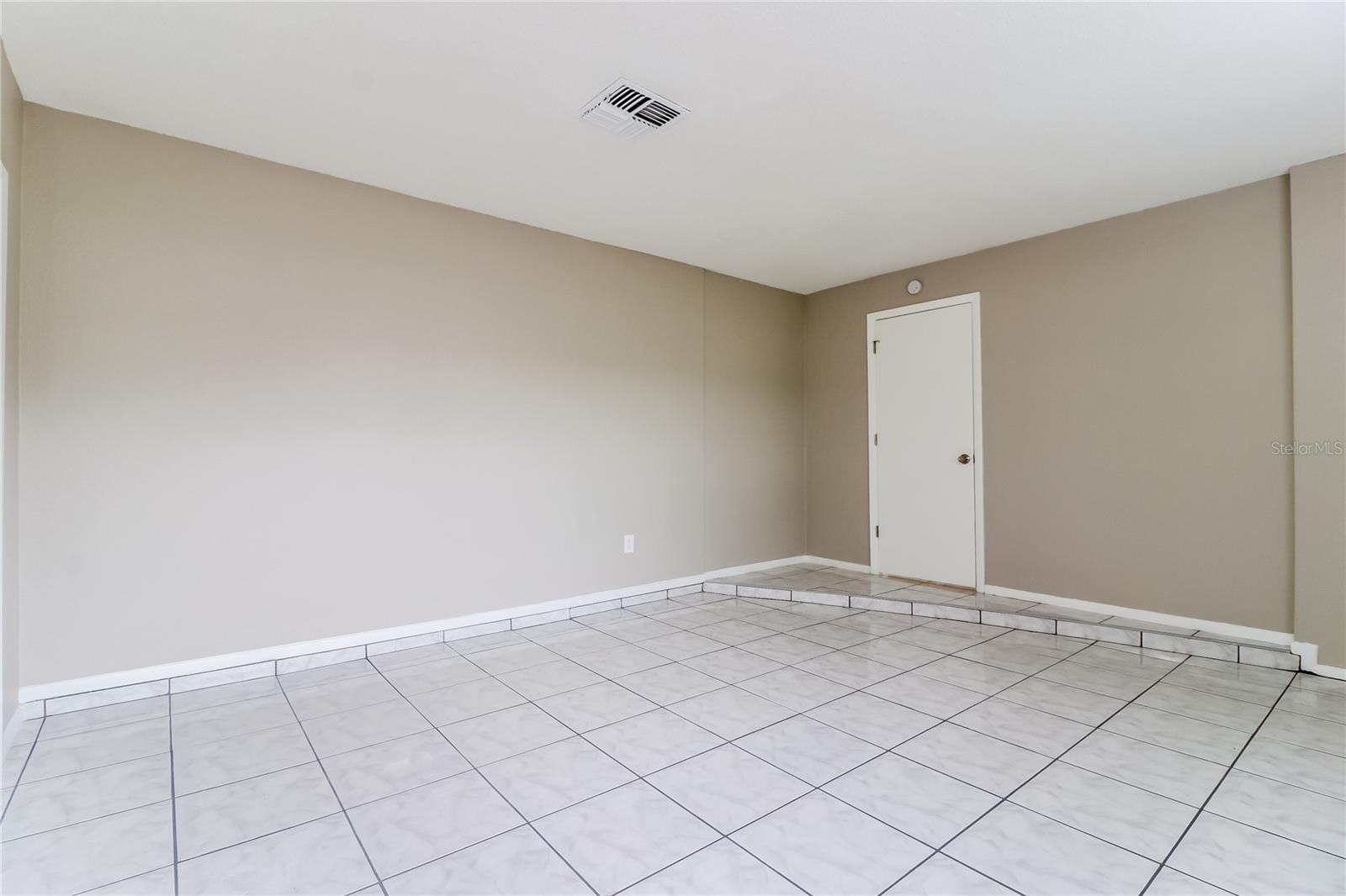 SPRING HILL - Residential Lease