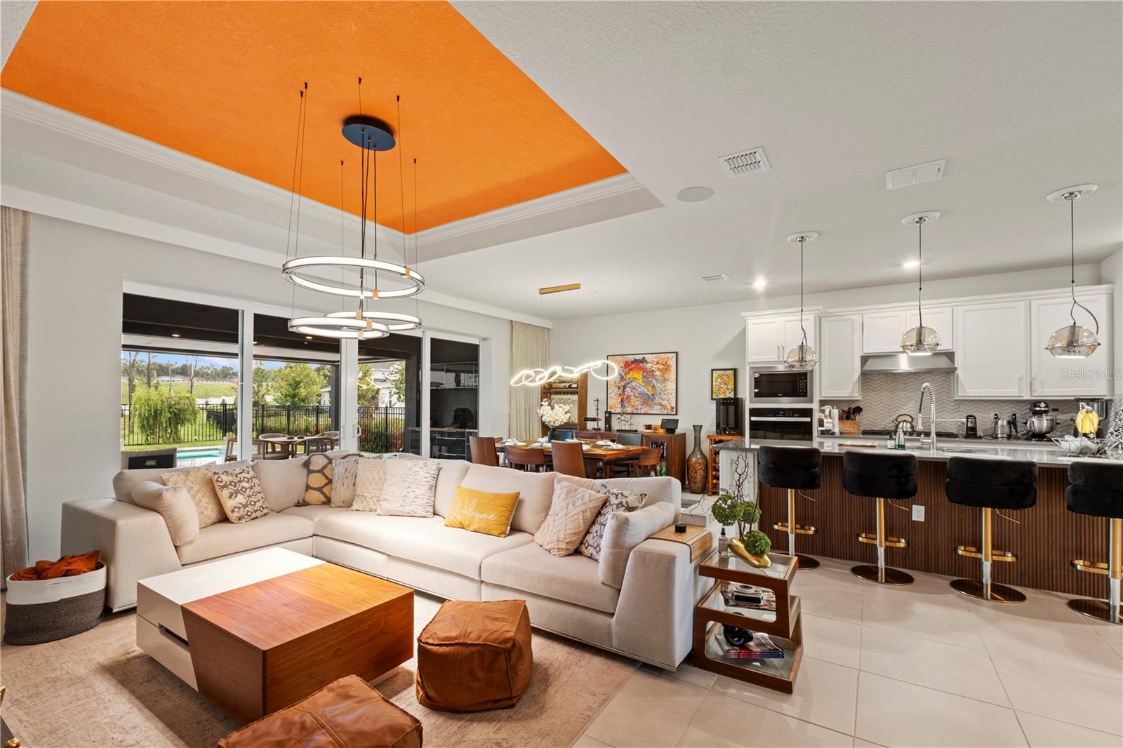 WILLOW RIDGE - Residential
