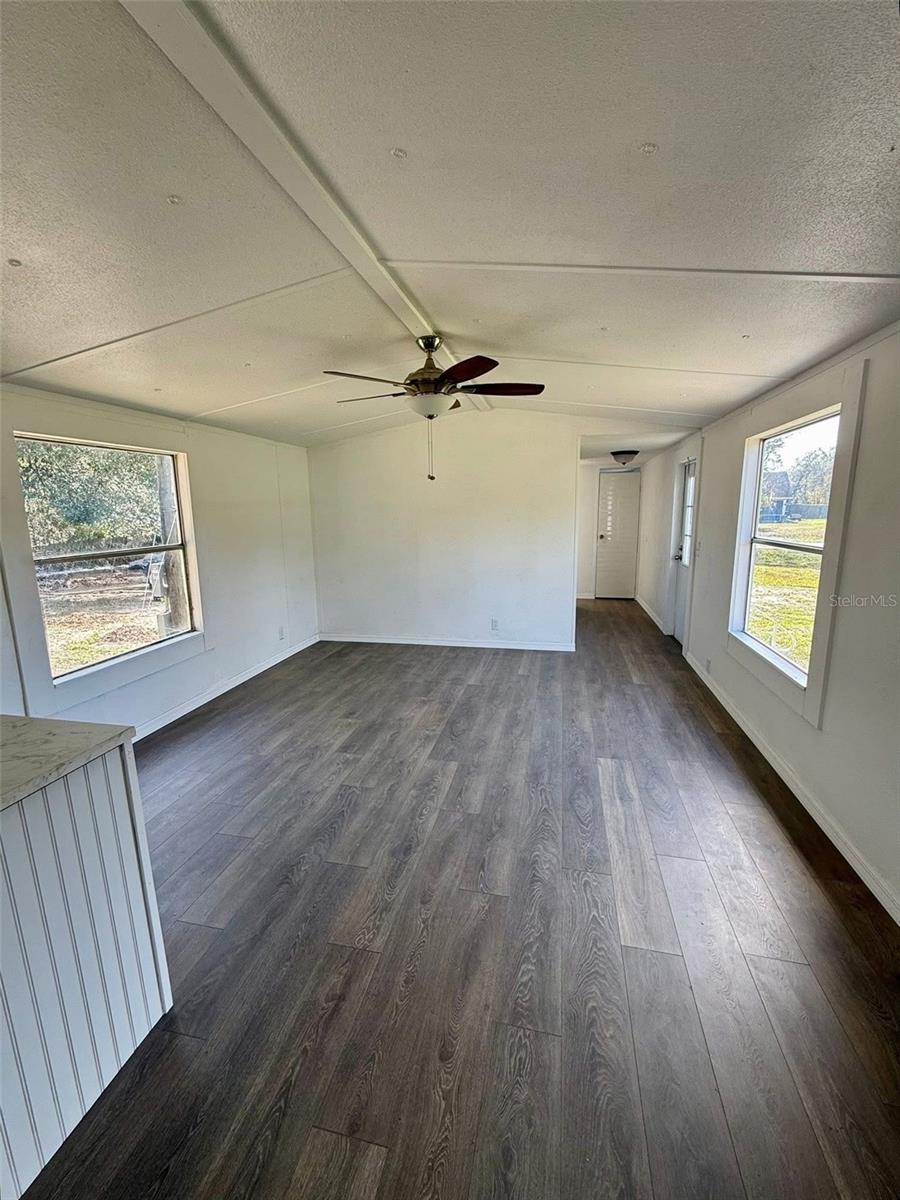 TOWN OF CRYSTAL SPRINGS - Residential