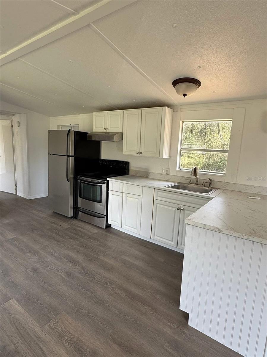 TOWN OF CRYSTAL SPRINGS - Residential